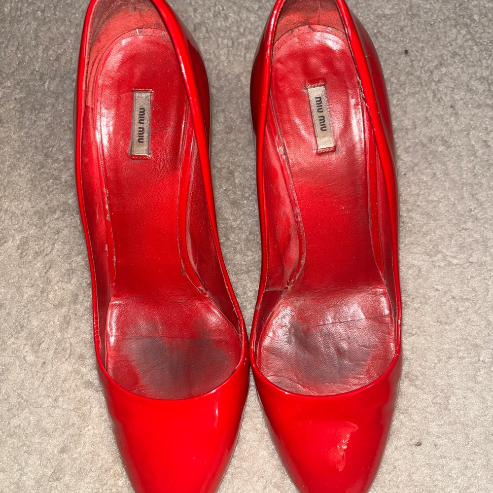 Miu Miu patent leather pumps